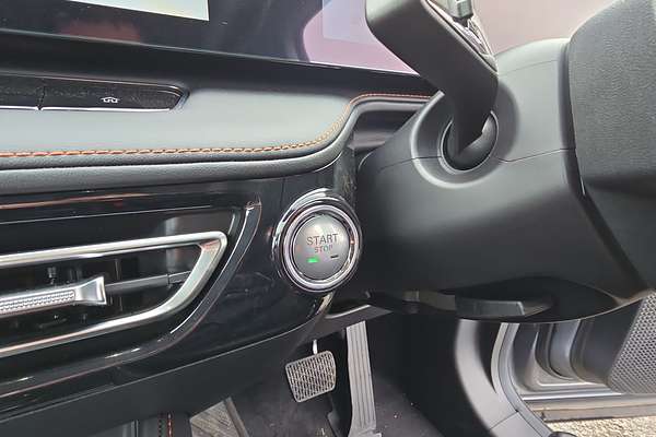 2024 MG HS Excite AS33