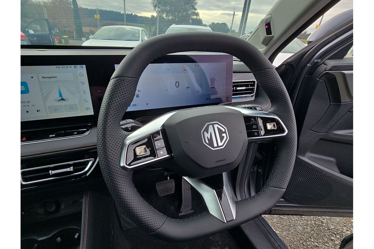 2024 MG HS Excite AS33
