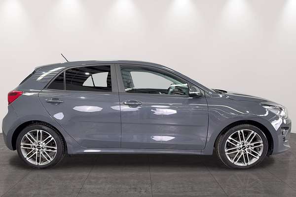 2022 Kia Rio SX YB