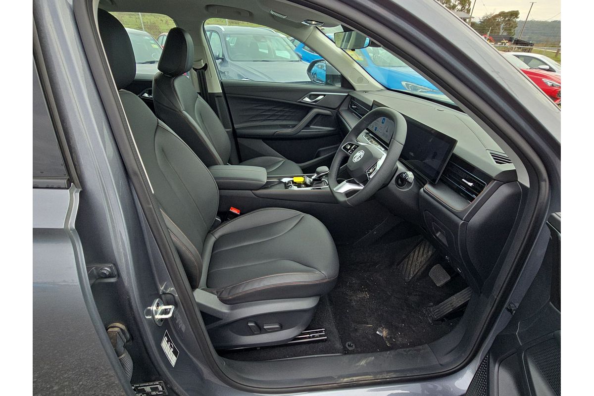 2024 MG HS Excite AS33