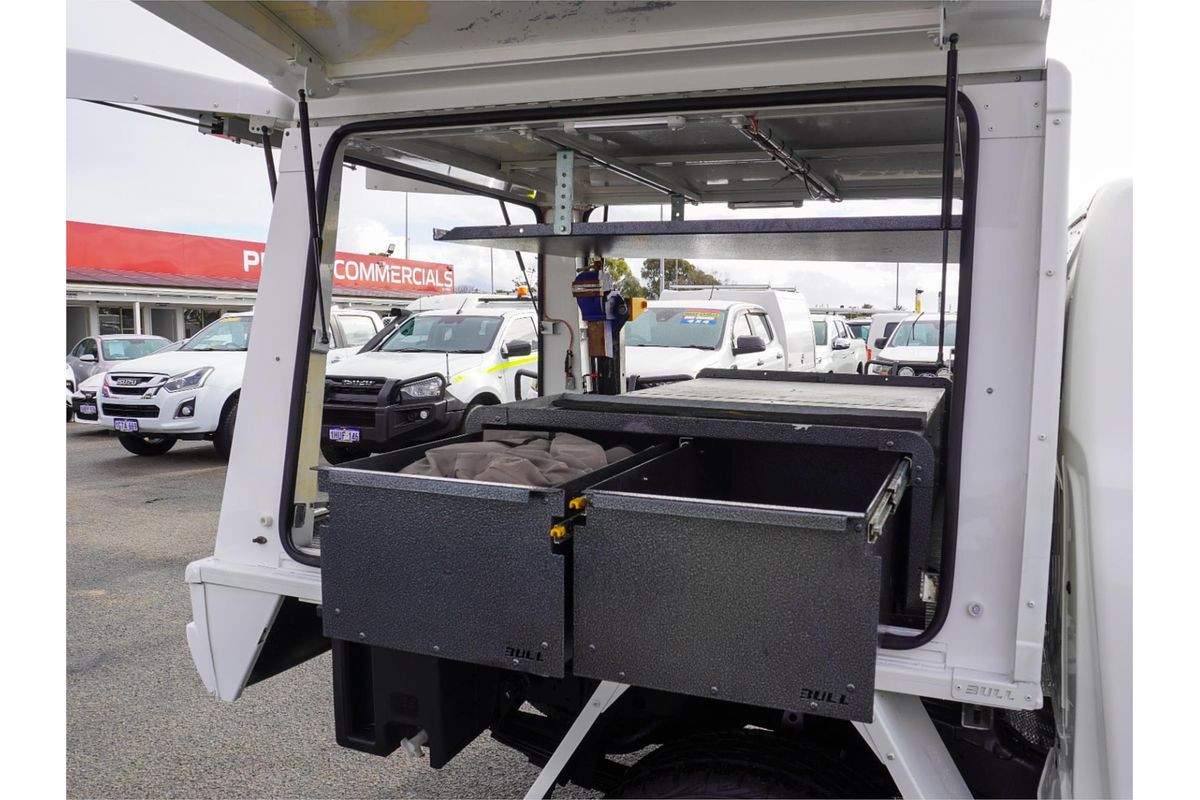 2019 Toyota Hilux SR GUN126R 4X4