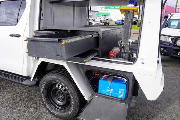 2019 Toyota Hilux SR GUN126R 4X4