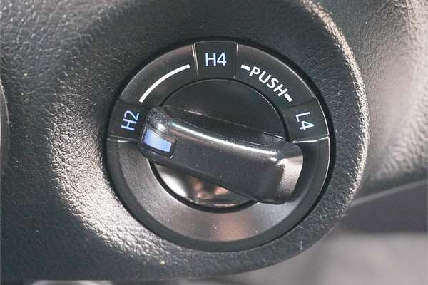 2019 Toyota Hilux SR GUN126R 4X4