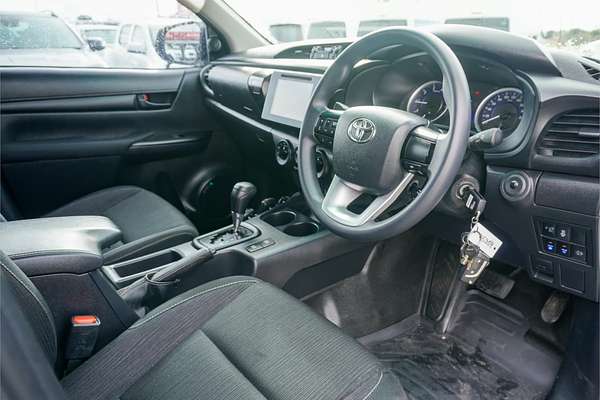 2019 Toyota Hilux SR GUN126R 4X4