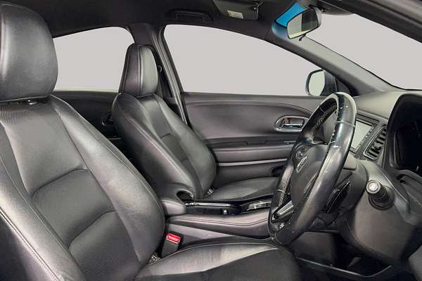 2018 Honda HR-V RS