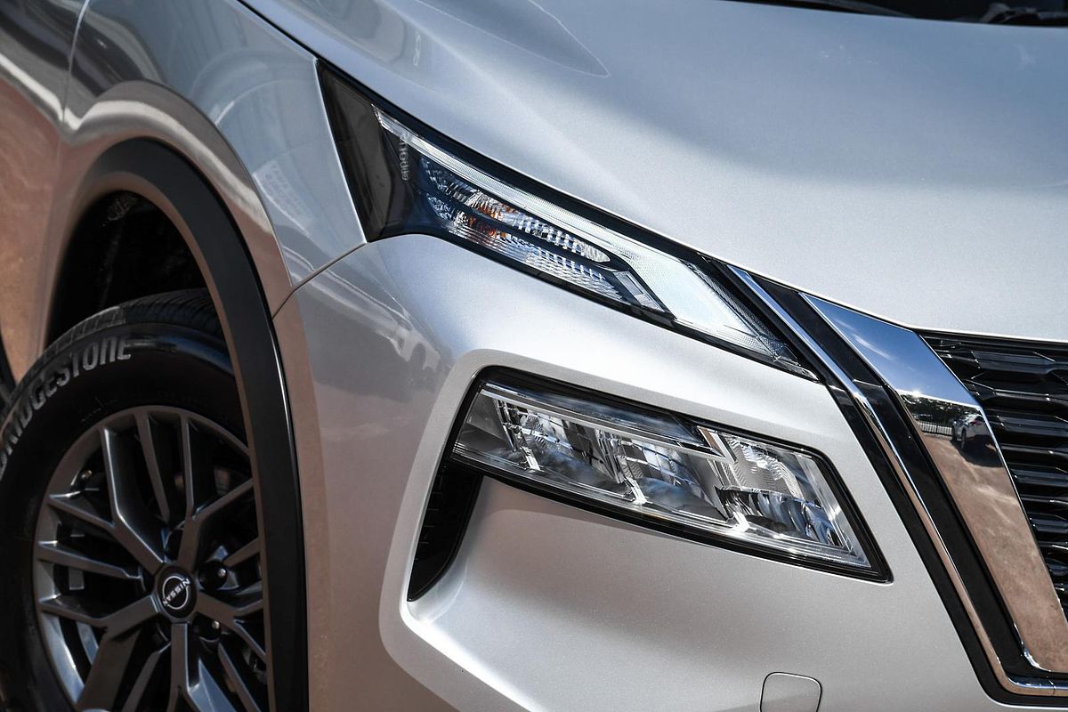2024 Nissan X-TRAIL ST T33
