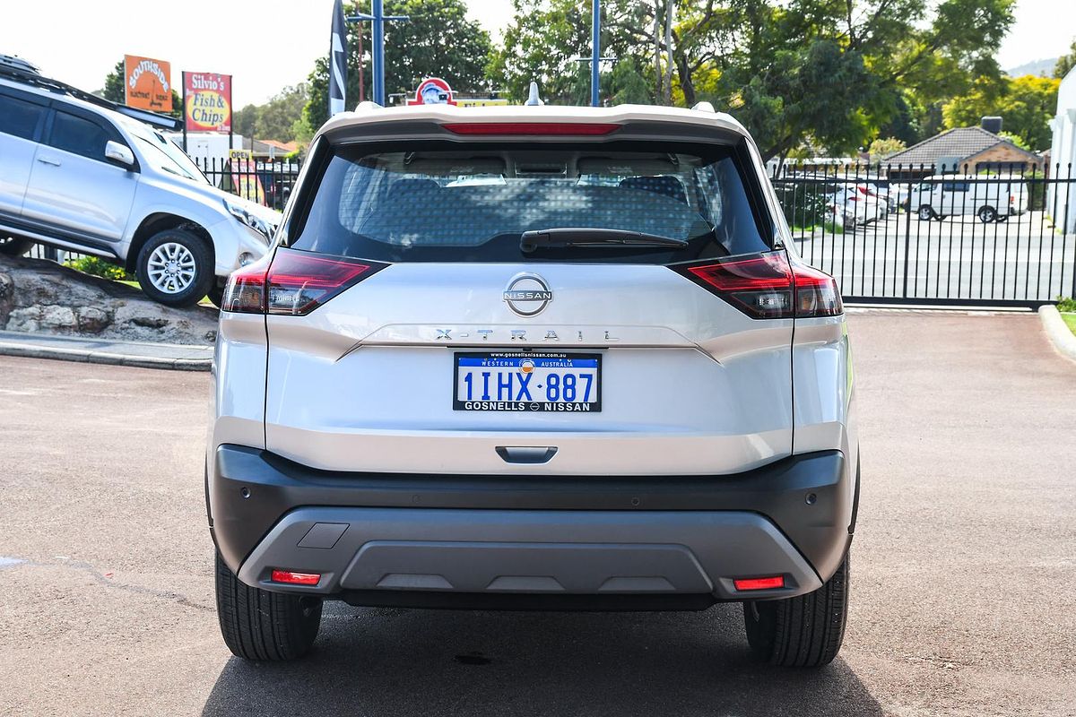 2024 Nissan X-TRAIL ST T33