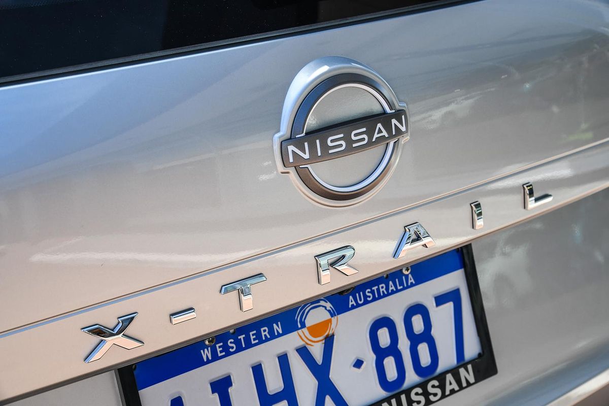 2024 Nissan X-TRAIL ST T33