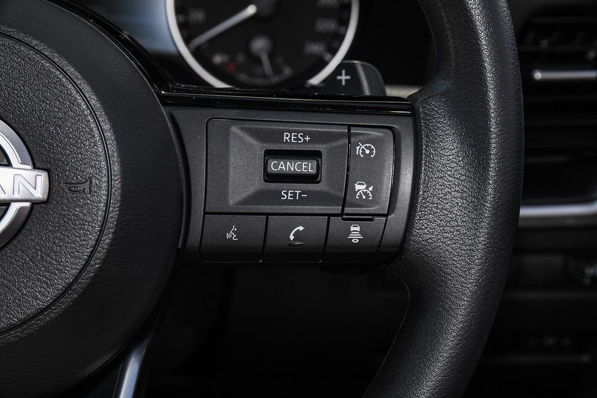 2024 Nissan X-TRAIL ST T33