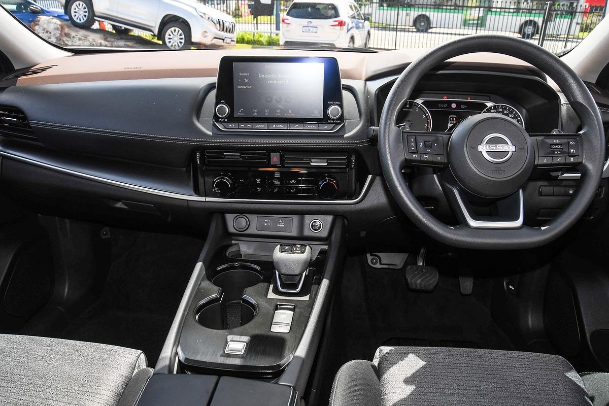 2024 Nissan X-TRAIL ST T33