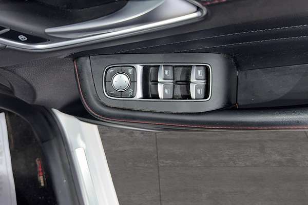 2021 MG HS PHEV Essence SAS23