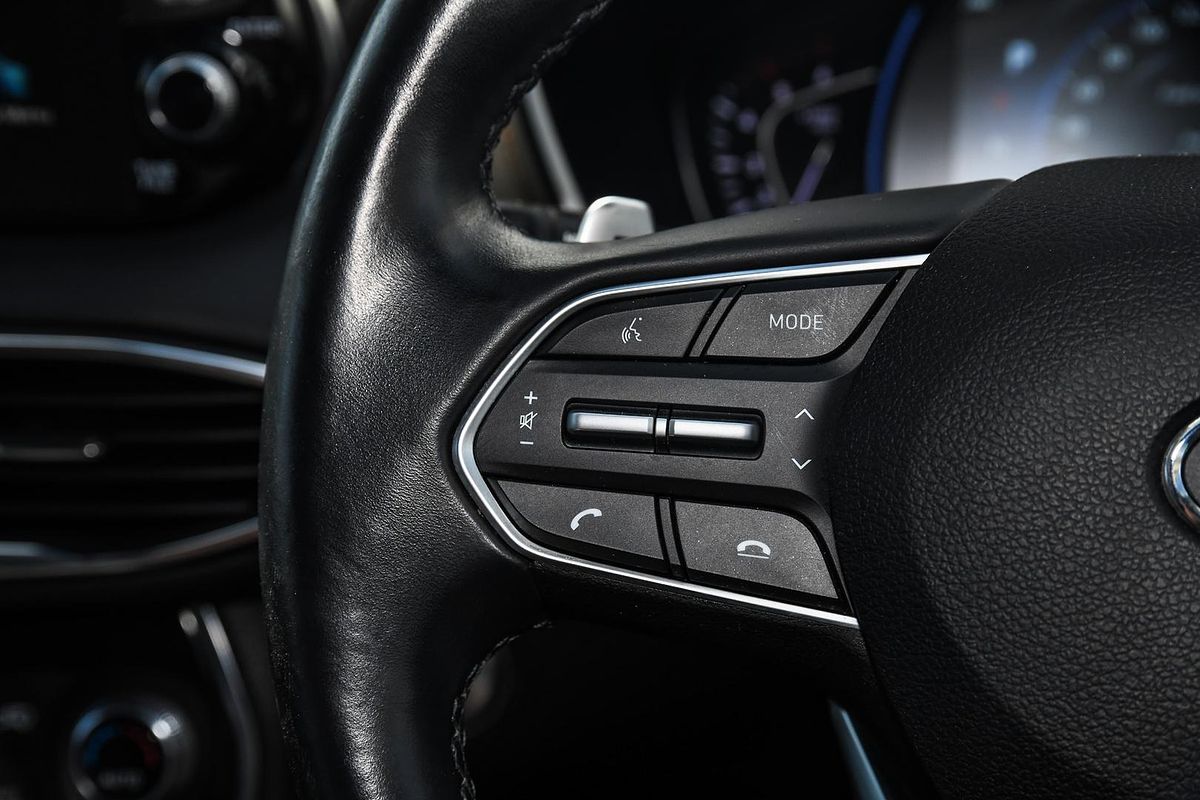 2020 Hyundai Santa Fe Highlander TM.2