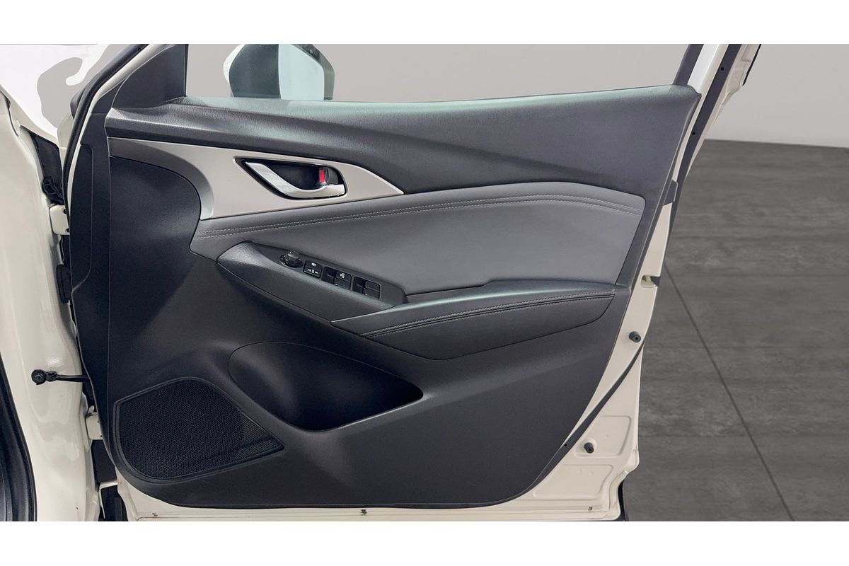 2022 Mazda CX-3 sTouring DK