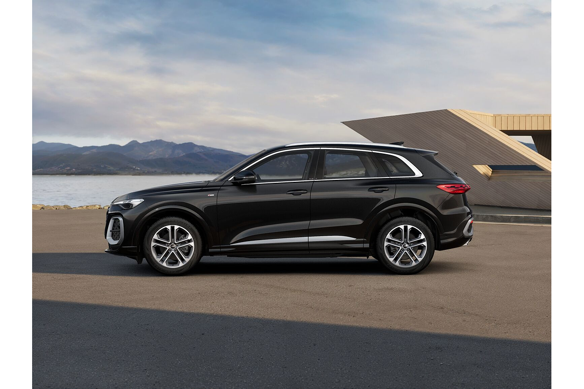 2025 Audi Q5 TFSI 150kW GU