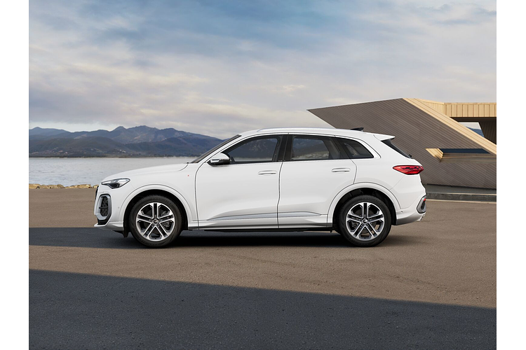 2025 Audi Q5 TFSI 150kW GU