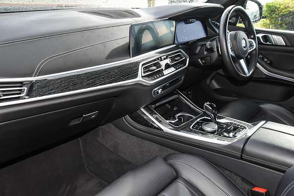 2022 BMW X7 M50i G07