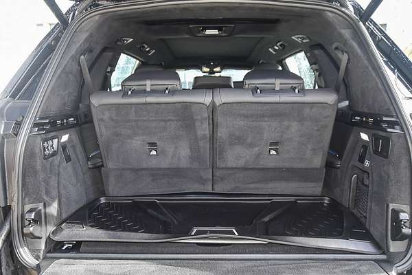 2022 BMW X7 M50i G07