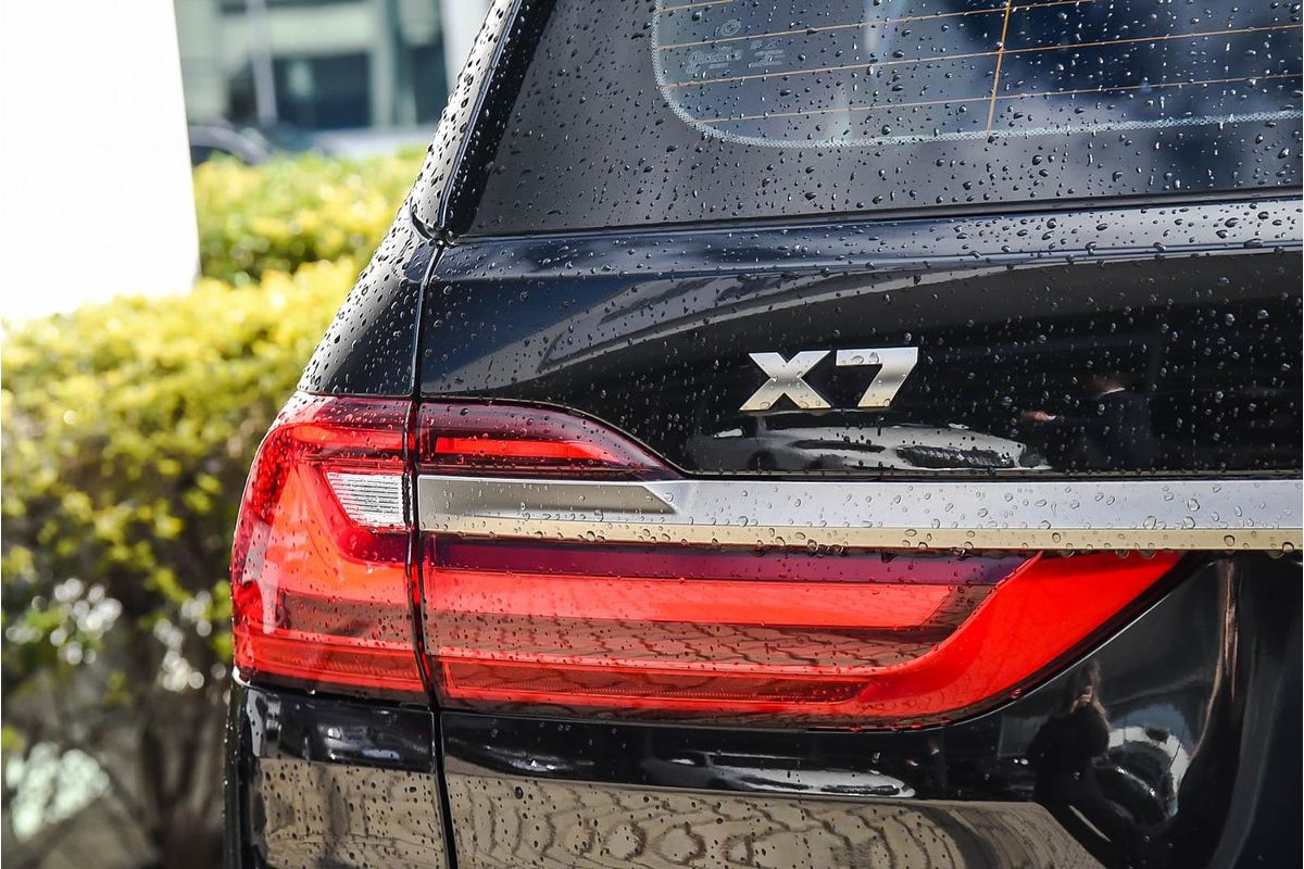 2022 BMW X7 M50i G07