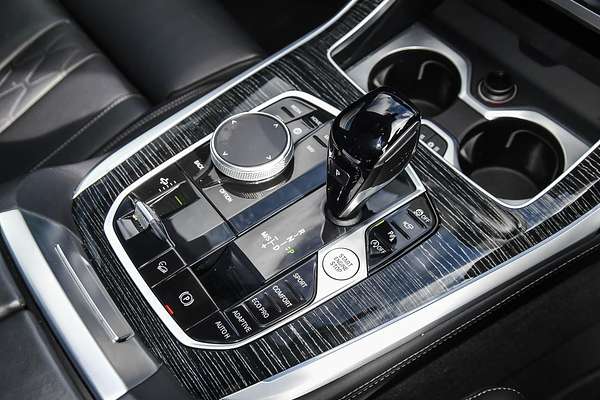 2022 BMW X7 M50i G07