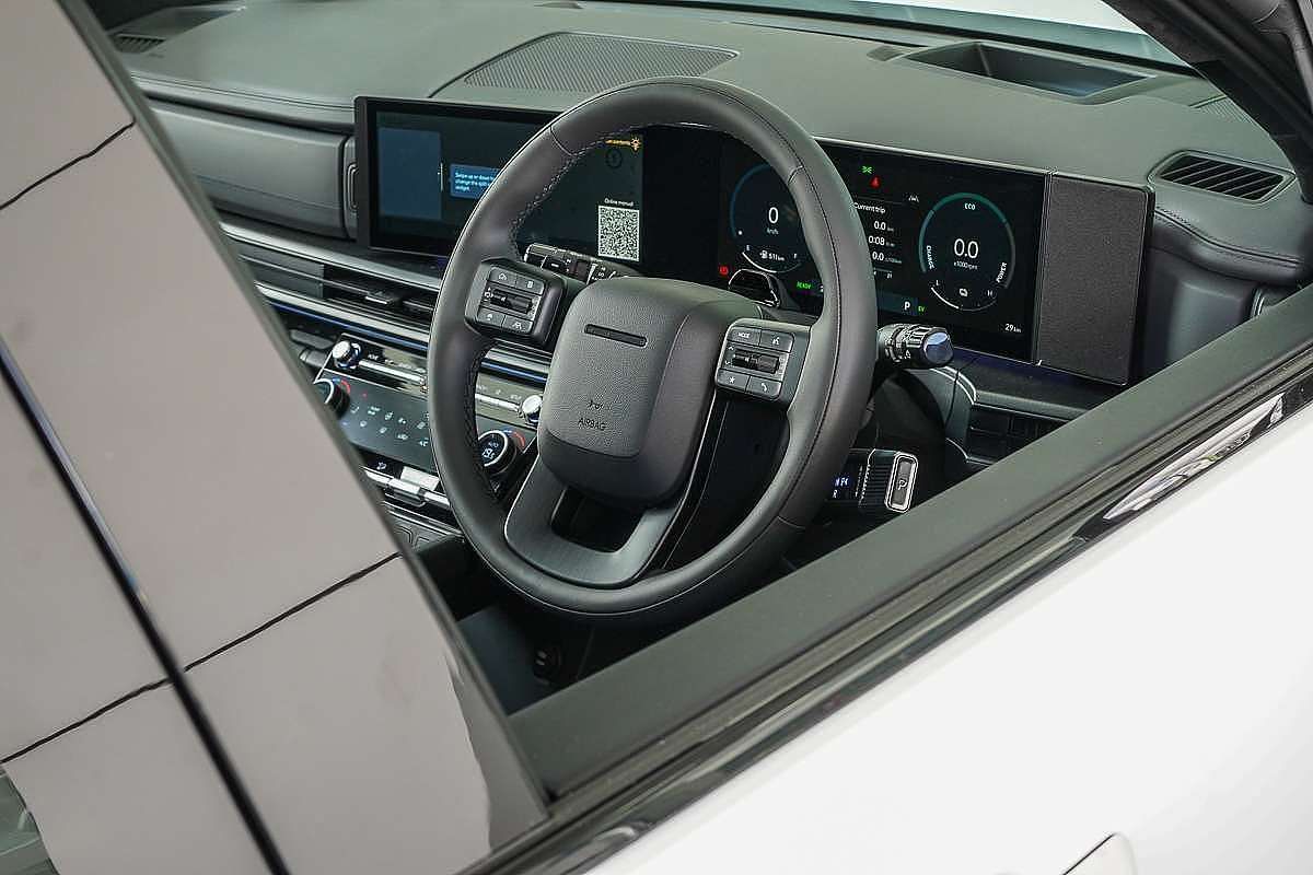 2025 Hyundai Santa Fe Hybrid Calligraphy MX5.V1