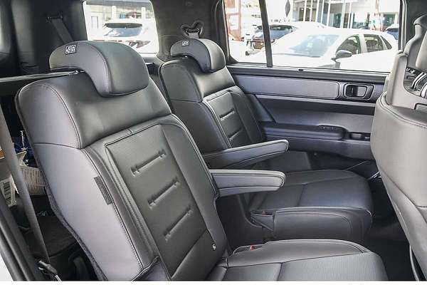 2025 Hyundai Santa Fe Hybrid Calligraphy MX5.V1