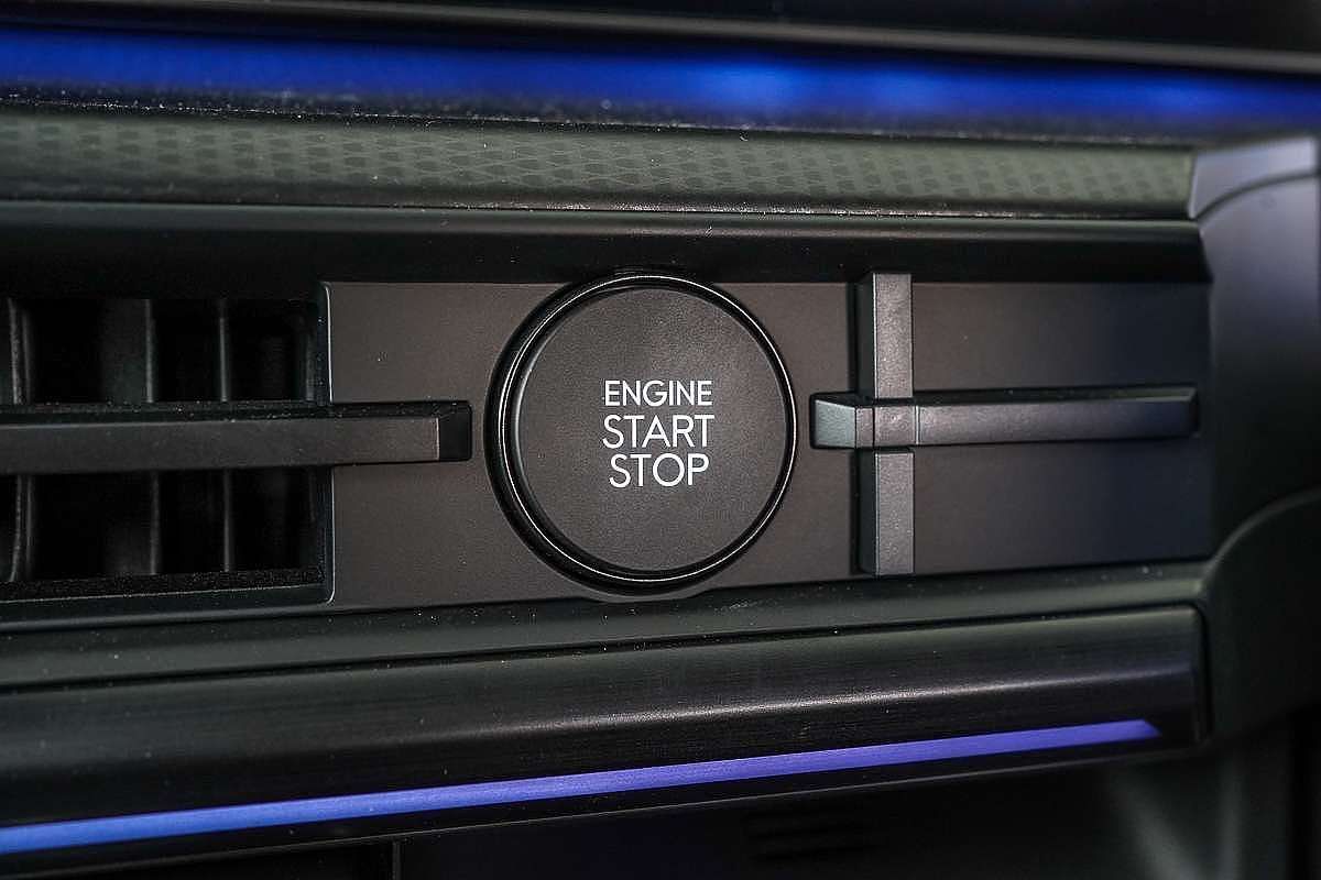 2025 Hyundai Santa Fe Hybrid Calligraphy MX5.V1