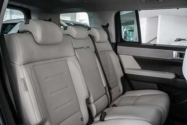 2025 Hyundai Santa Fe Hybrid Calligraphy MX5.V2