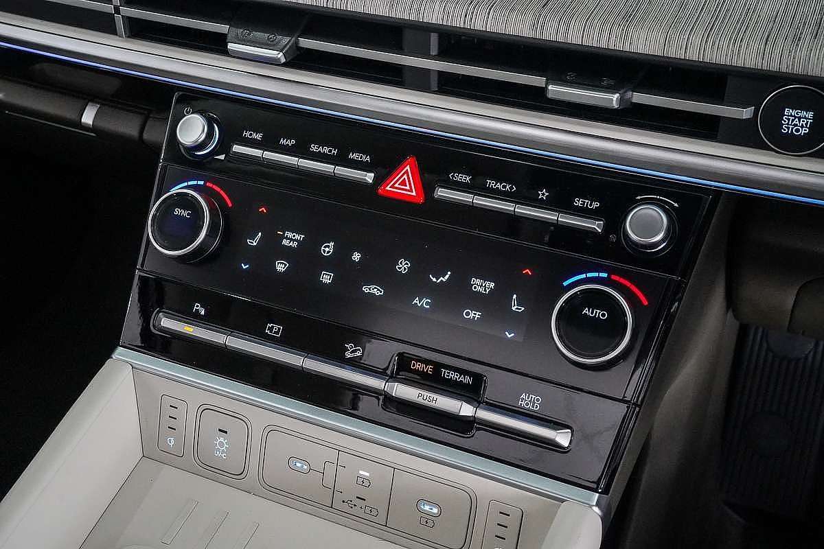 2025 Hyundai Santa Fe Hybrid Calligraphy MX5.V2