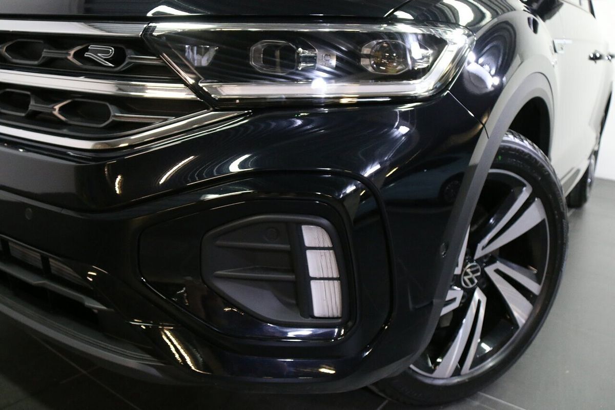 2025 Volkswagen T-Roc 140TSI R-Line D11
