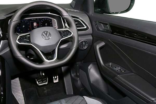 2025 Volkswagen T-Roc 140TSI R-Line D11
