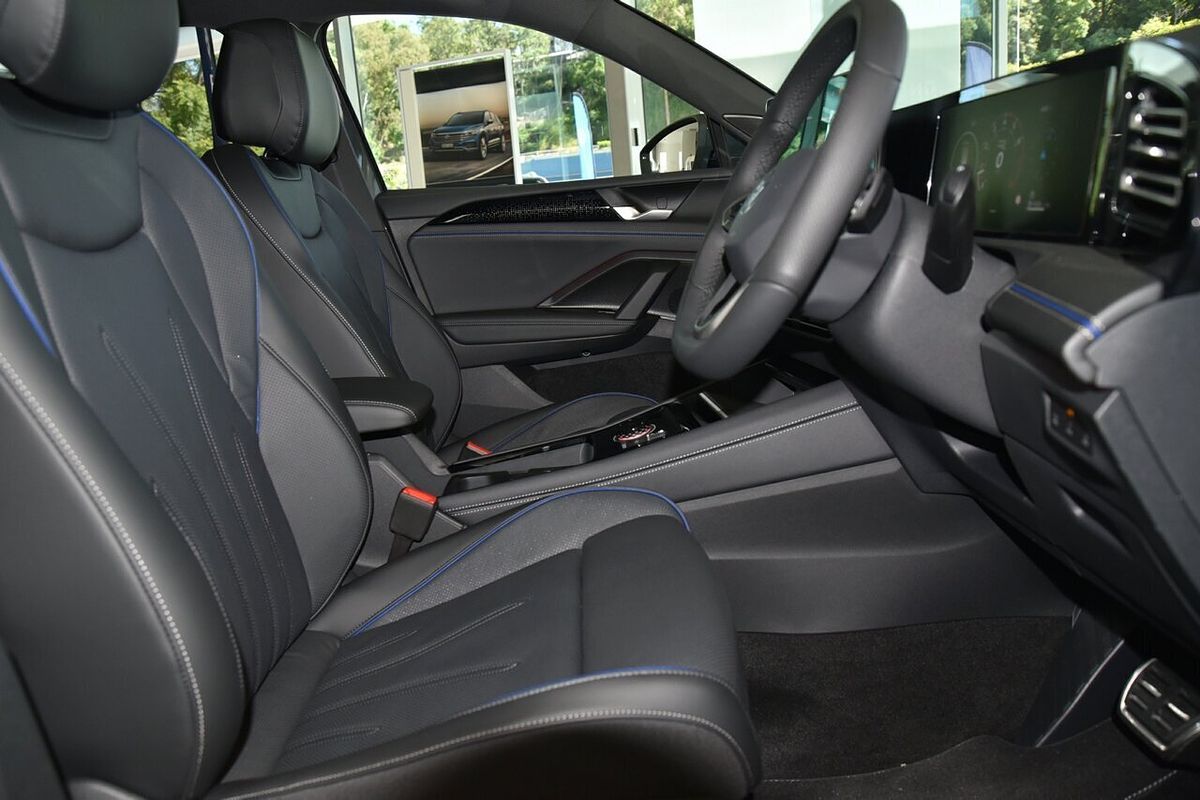 2025 Volkswagen Tiguan 195TSI R-Line CT