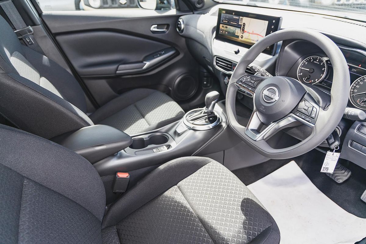 2024 Nissan JUKE ST+ F16