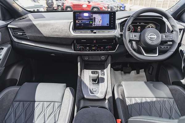 2025 Nissan QASHQAI Ti-L J12