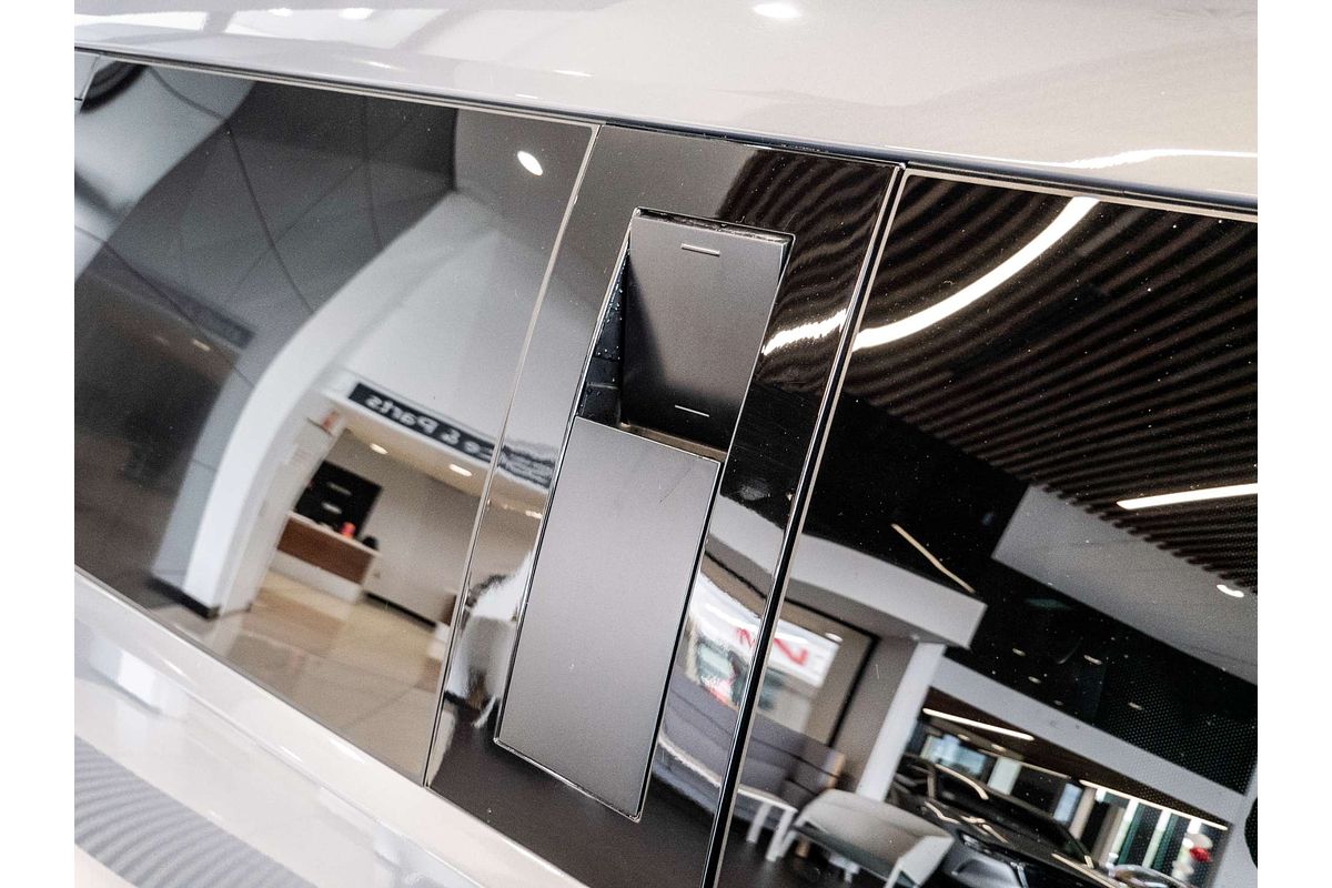 2024 Hyundai Santa Fe Hybrid Calligraphy MX5.V1