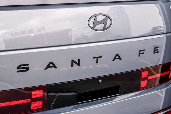 2024 Hyundai Santa Fe Hybrid Calligraphy MX5.V1