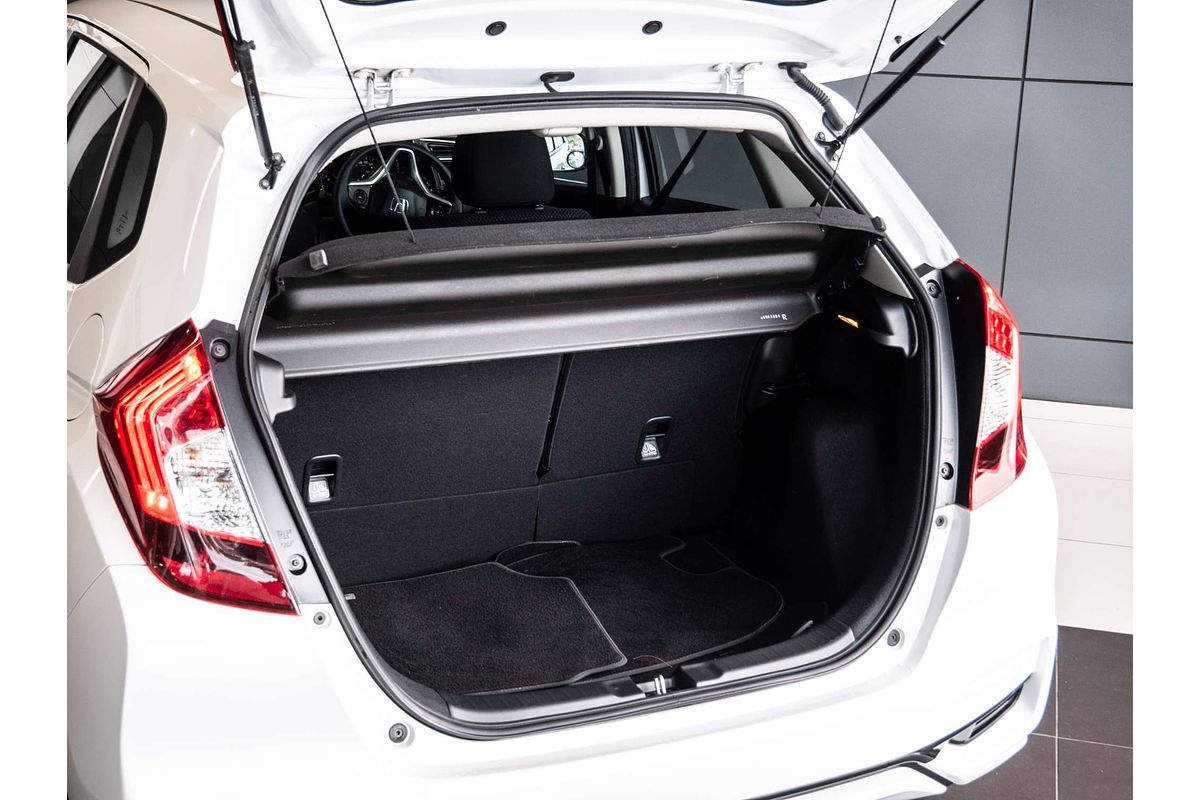 2020 Honda Jazz VTi GF