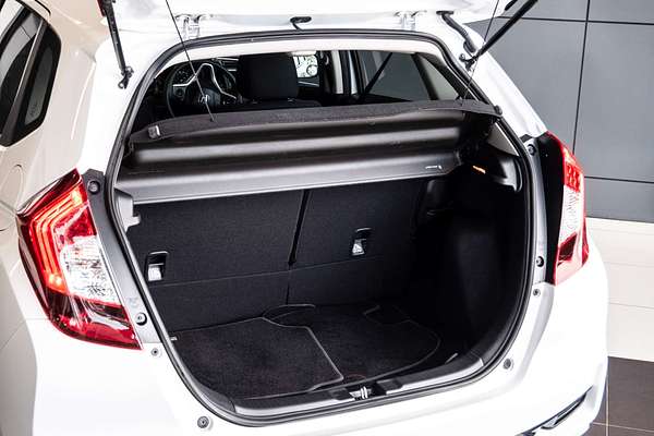 2020 Honda Jazz VTi GF