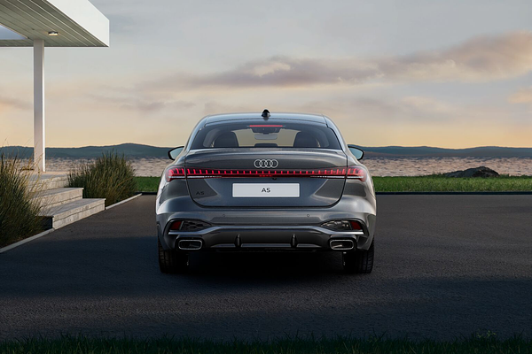 2025 Audi A5 TFSI 150kW S line B10