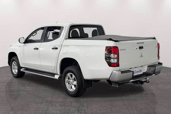 2019 Mitsubishi Triton GLX+ MR 4X4