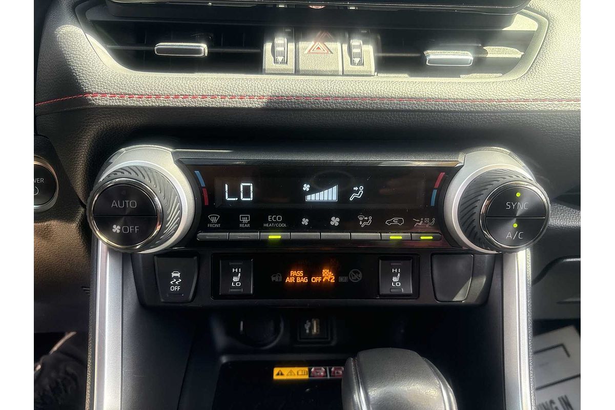 2024 Toyota RAV4 XSE