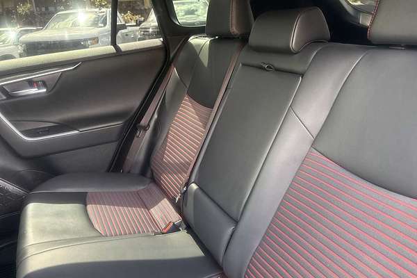 2024 Toyota RAV4 XSE