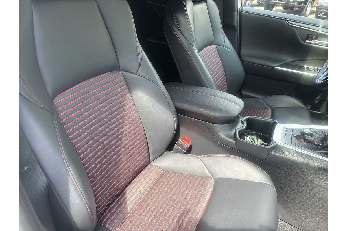 2024 Toyota RAV4 XSE