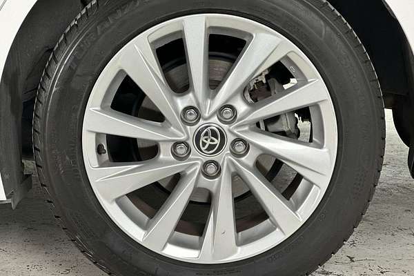 2021 Toyota Camry Ascent AXVH70R