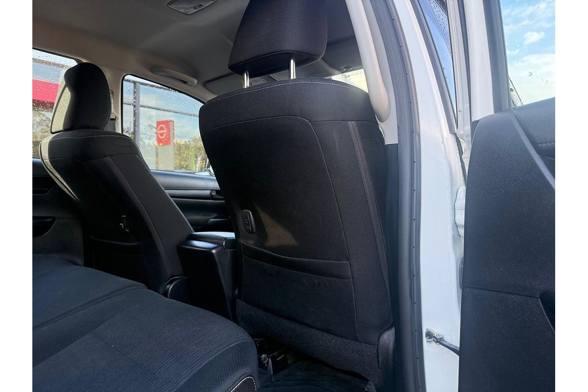 2020 Toyota Hilux SR GUN126R 4X4