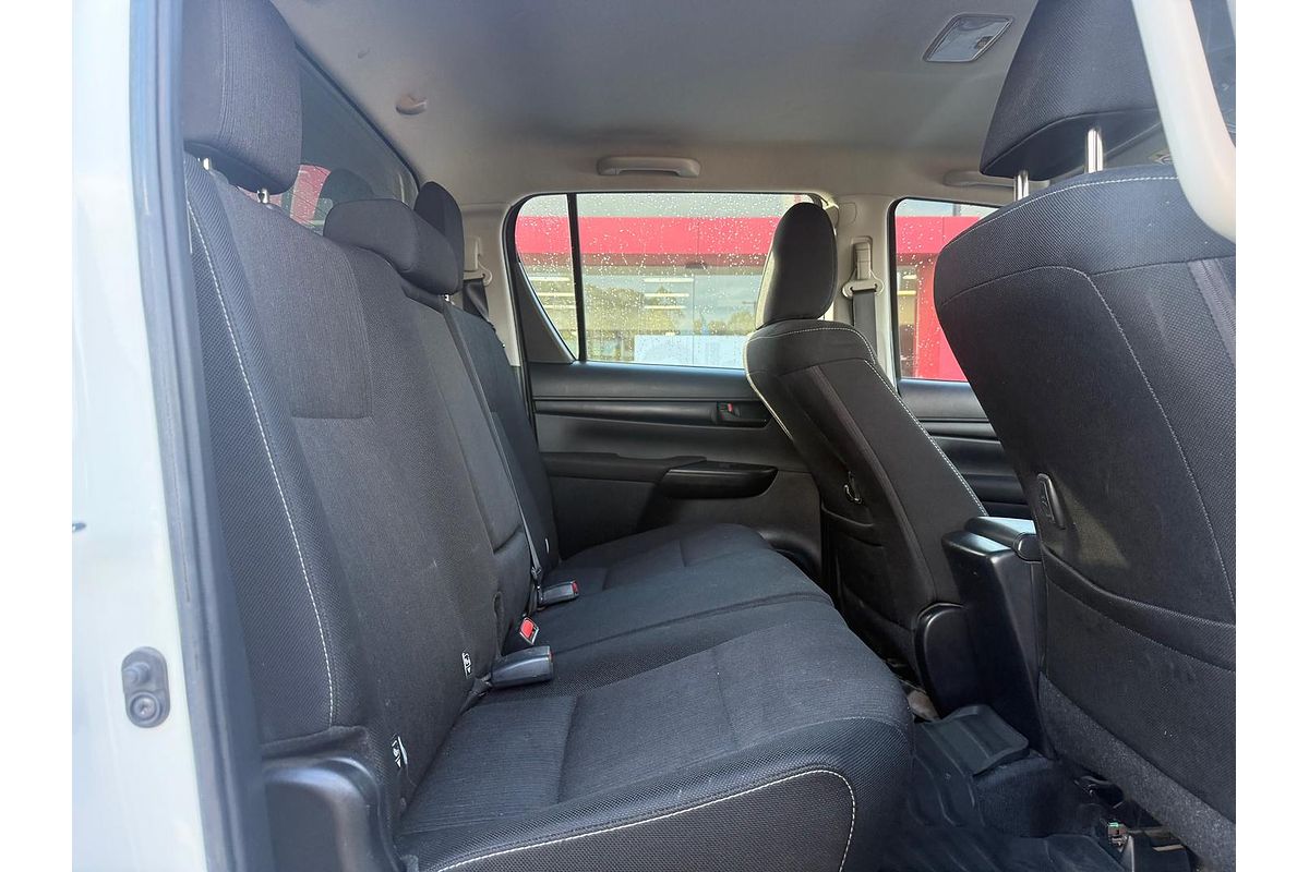 2020 Toyota Hilux SR GUN126R 4X4
