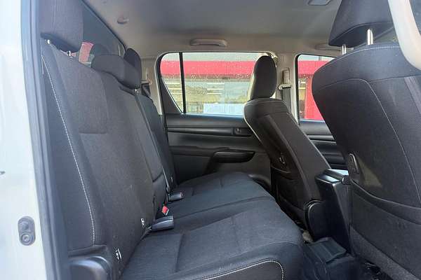 2020 Toyota Hilux SR GUN126R 4X4