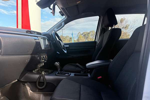 2020 Toyota Hilux SR GUN126R 4X4