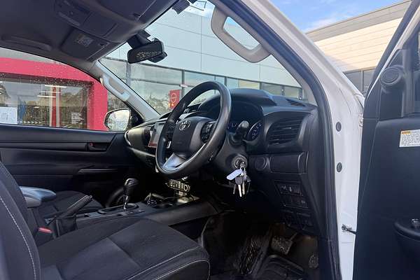 2020 Toyota Hilux SR GUN126R 4X4