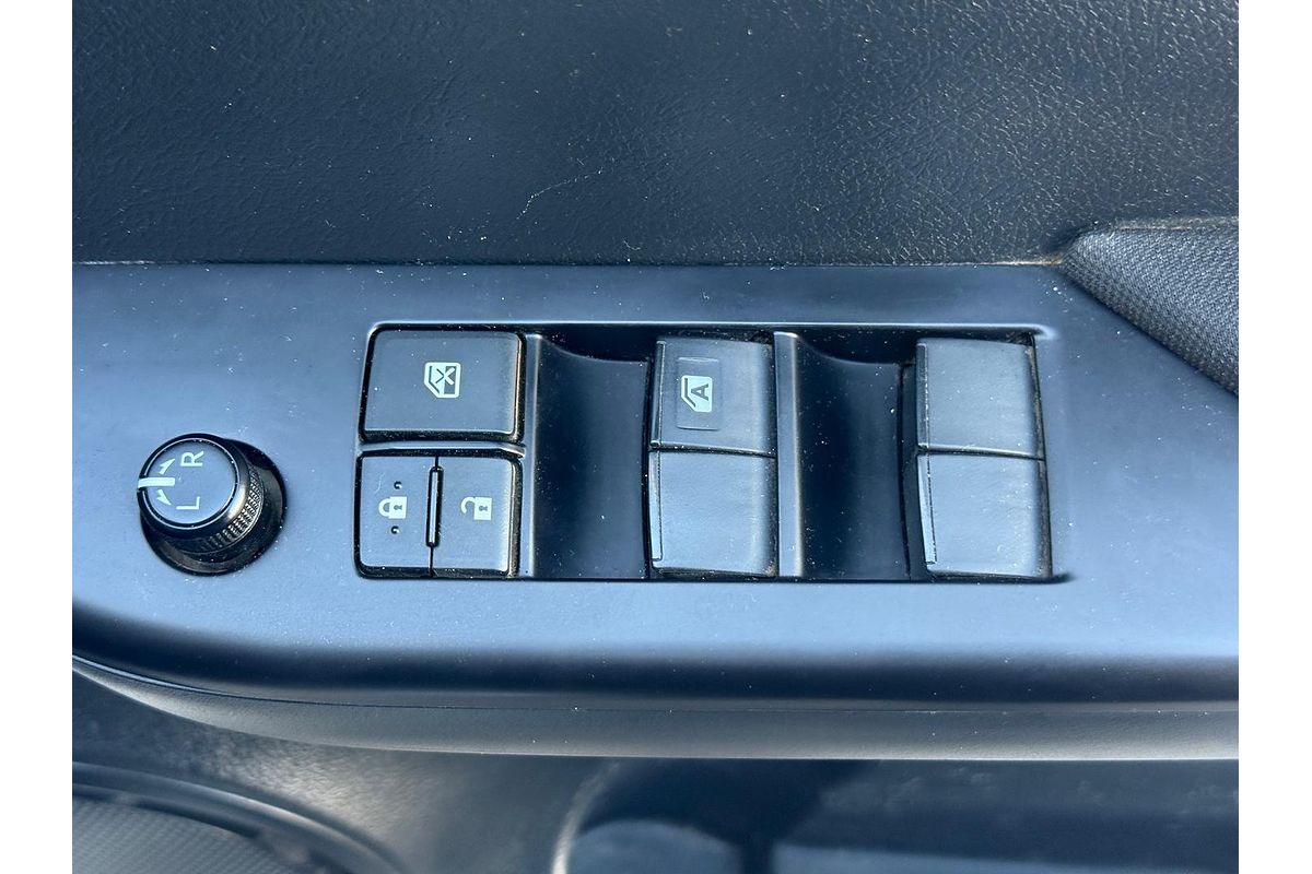2020 Toyota Hilux SR GUN126R 4X4
