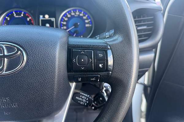 2020 Toyota Hilux SR GUN126R 4X4